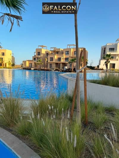In the heart of El Gouna, a chalet for sale in Makadi Heights in Makadi Bay, from Orascom Samih Sawiris, with a view on the lagoon high end finishing