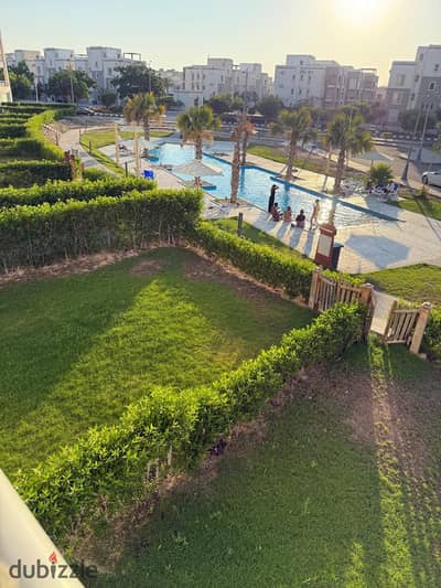 مفروش بالكامل شاليه للإيجارلوكيشن مميز بفيو حمام سباحة في أمواج الساحل الشمالي Amwaj North Coast