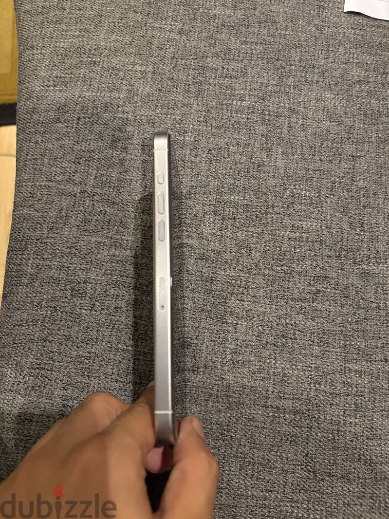 Apple - iPhone 15 Pro Max 4