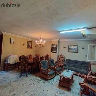 للبيع بالقرب من دوران شبرا والمترو والكنيسة بموقع متميز - جاهزة للاستلام الفوري