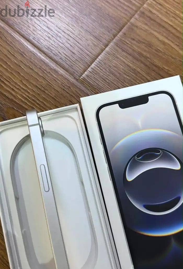 Apple - iPhone 16e 2