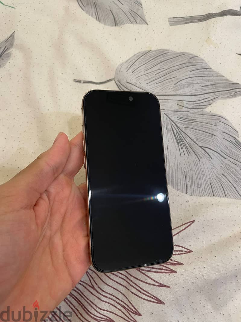 Apple - iPhone 16 Pro 1