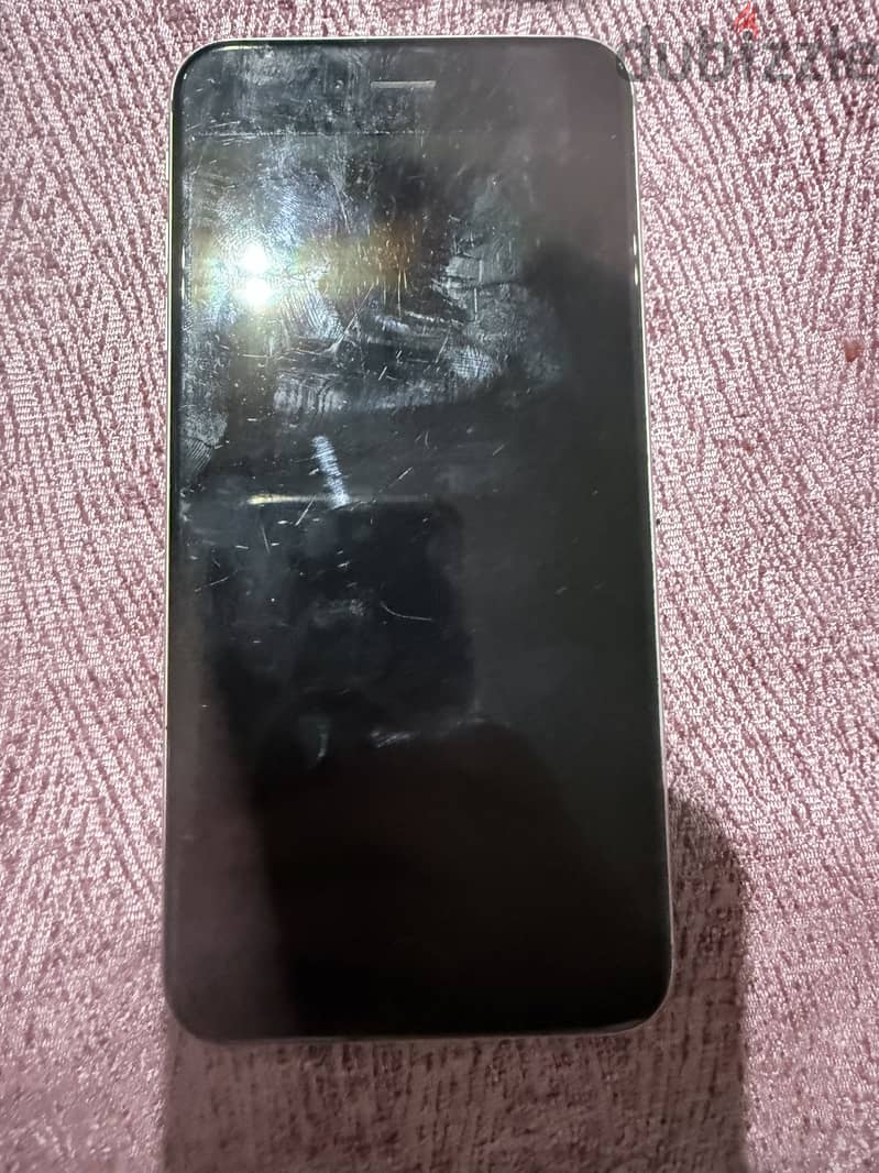 Apple - iPhone 6 Plus 1