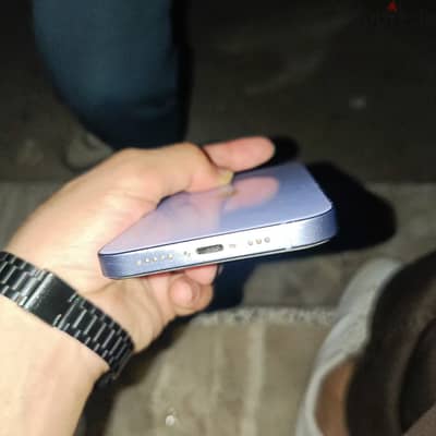 آبل - آيفون 12