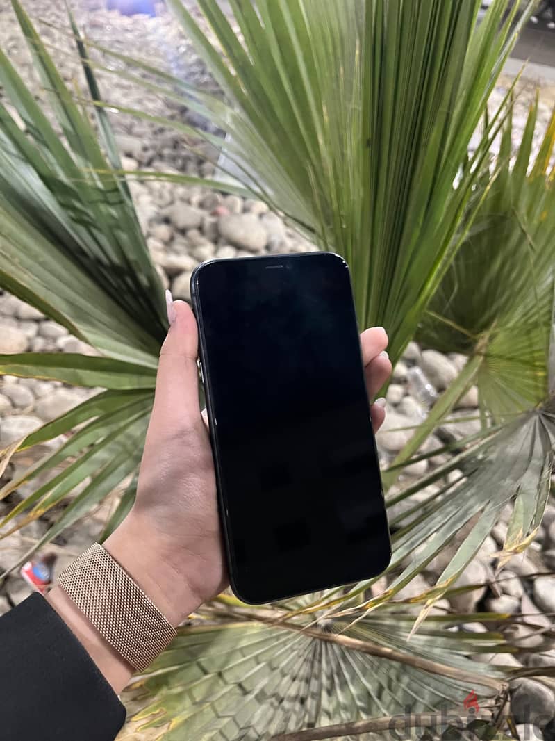 Apple - iPhone 11 3