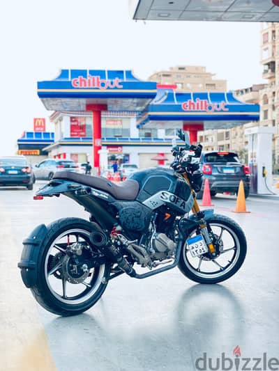 طياره ارضيه للبيع بمعني الكلمه