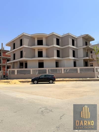 شقة ٢٠٠م ناصية بأفضل مجاورات غرب سوميد خطوات من مسجد السيدة خديجة و دولفين مول  -٦ اكتوبر بجوار جامعة مصر  ومول العرب ناصية بحرية استلام فورى فرصه للسكن الراقي والاستثمار