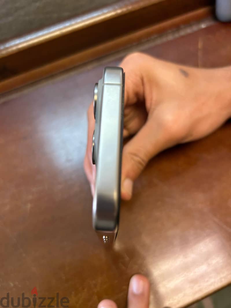 Apple - iPhone 15 Pro 4