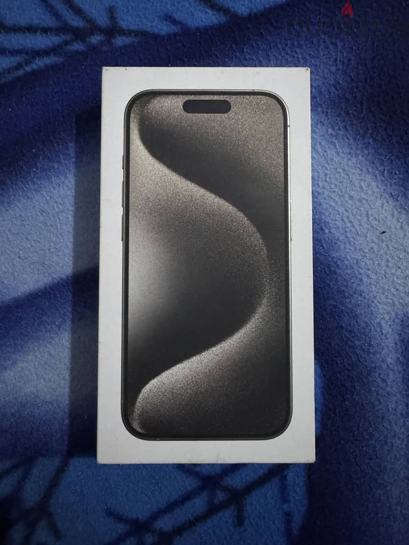 Apple - iPhone 15 Pro 7