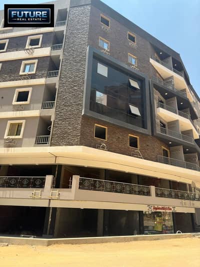 Apartment 138 sqm in Baynester Compound, Third District, Al-Hudba Al-Wasati, Mokattam