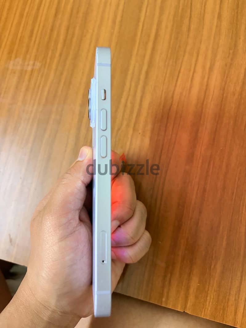 Apple - iPhone 14 2