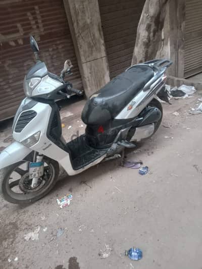 اسكوتر للبيع بسعر لقطه