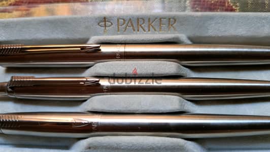 طقم أقلام باركر Parker أصلي Made in UK مع العلبة - Vintage Collectible