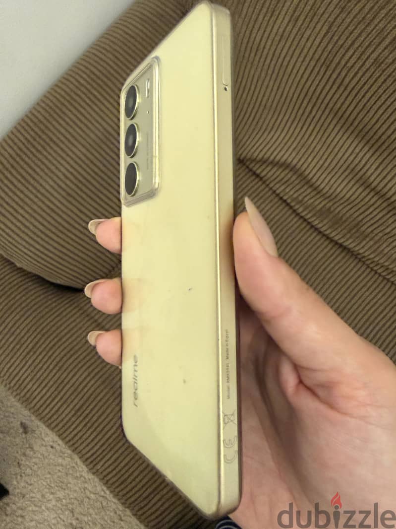Realme C75 4