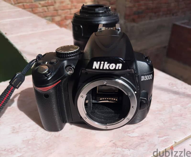 Nikon D3000 3