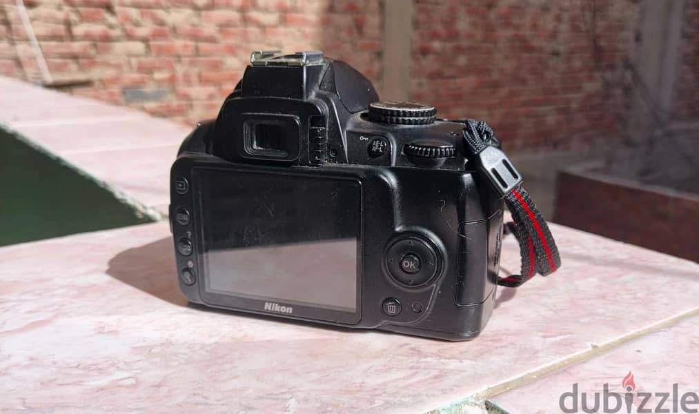 Nikon D3000 4