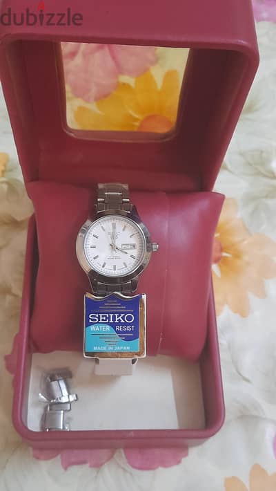 ساعة seiko للبيع