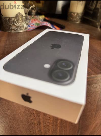 آبل - آيفون 16