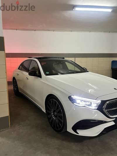 Mercedes-Benz E200 2026