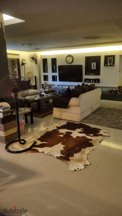 شقة للبيع فيو وايد جاردن (بحري)البيع بالمطبخ دور ارضي بجاردن المساحة 235 + 65 متر التقسيمة 3غرف مقفولين و 3حمام في الرحاب (المرحلة الخامسة الجديدة)