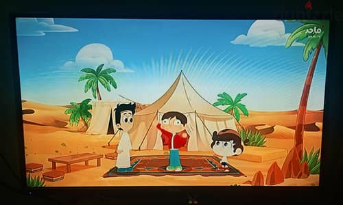 شاشه الترا 32 بوصه بحاله ممتازه