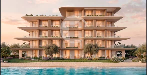 شاليه بإطلالة على البحر في أحسن مكان في راس الحكمة بأرخص سعر وأطول تقسيط