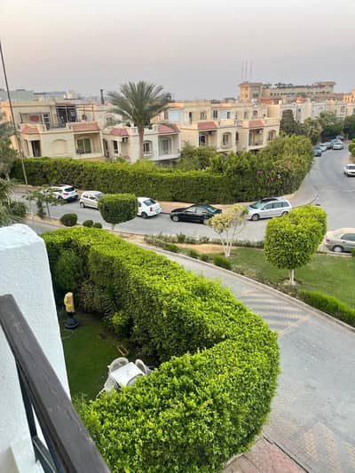 Furnished apartment for rent in Al Mohandessin Gardens, directly open to the square, quiet and distinctive location, fully ready for living and suitable for families