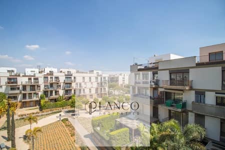 Penthouse for Sale in The Courtyards | Private Roof & Open Landscape View 