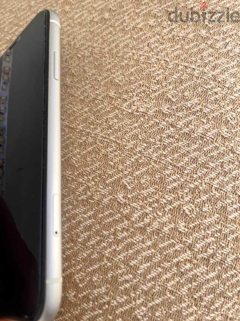 iPhone 11 128G 4