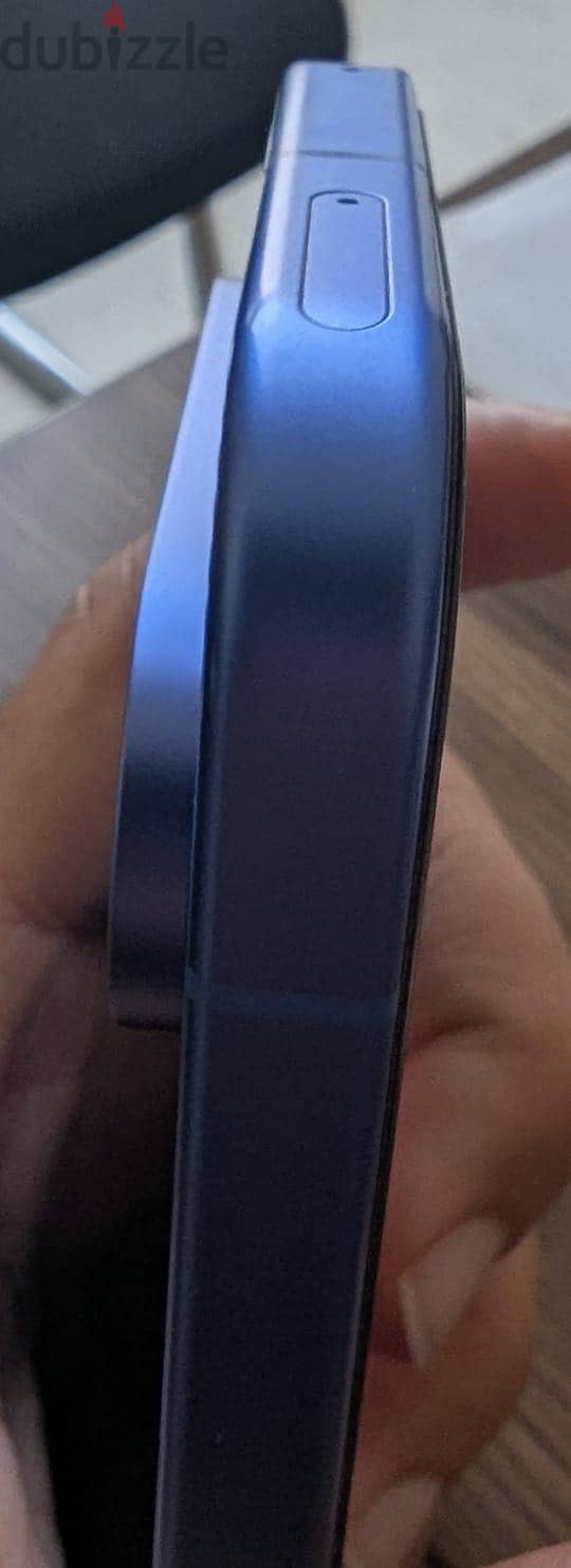 Google Pixel 10 4