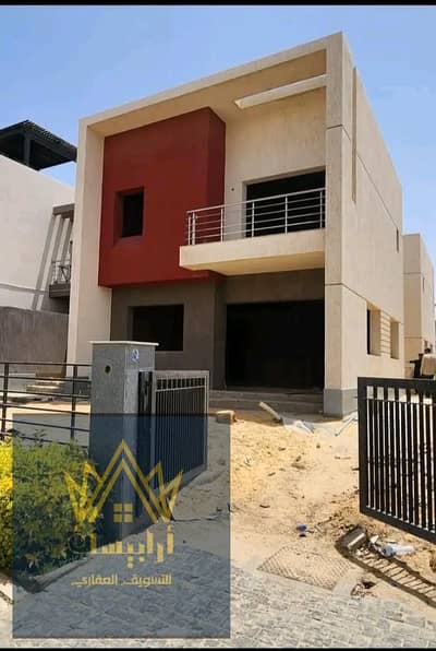 ڤيلا رباعية للبيع بمدينتي نموذج i مودرن في الVG5