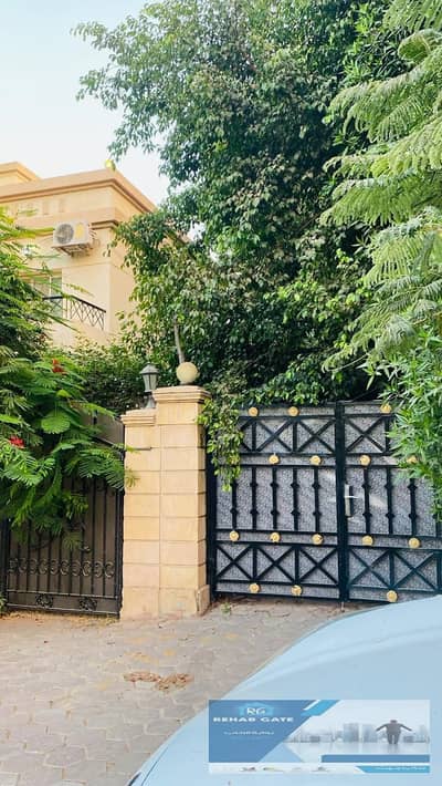 Standalone villa for rent in Al Rehab City   Next to the food court and services   Special finishes  Includes a kitchen  Fully air-conditioned vill