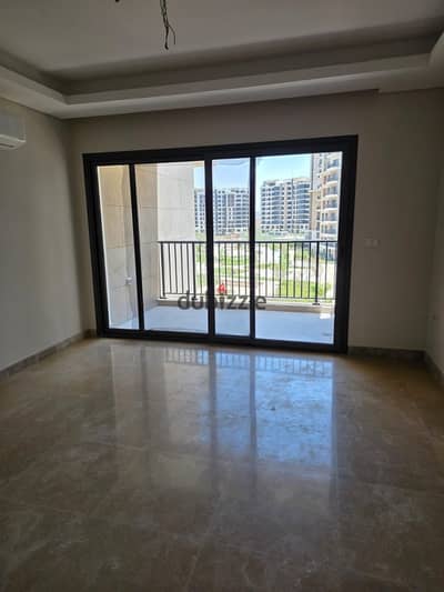 Studio for rent in Zed West compound with kitchen and air conditioning