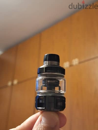 تانك VOOPOO Maat و شاحن سوتو و بطاريتين