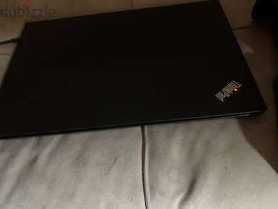 ThinkPad E15 كسر زيرو i7 جيل عاشر بكارت شاشة خارجي.