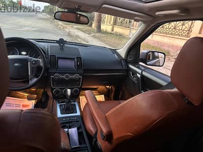 Land Rover LR2 2013