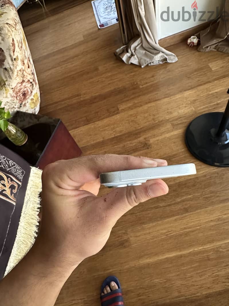 Apple - iPhone 15 5
