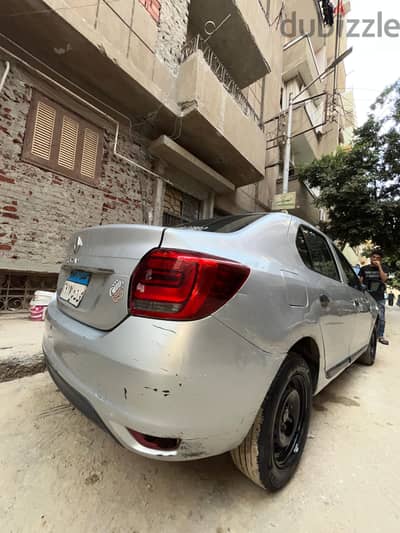 Renault Logan 2018