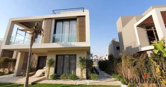 Luxury villa for sale in Sodic East Compound, New Cairo, opposite Madinaty and minutes from Fifth Settlement and the American University.