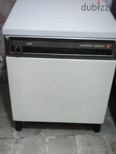 مجفف ملابس AEG Lavatherm Compact