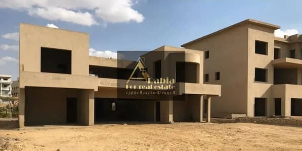 Luxury First-Row Golf Villa for Sale in Katameya Dunes