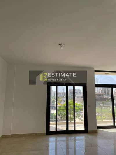 Semi-furnished 205m² apartment for rent in Al Marasem