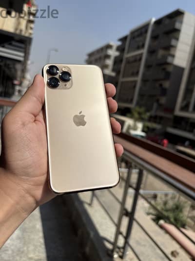 Apple - iPhone 11 Pro