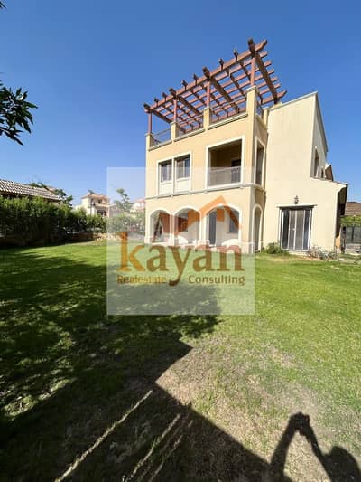 Villa for rent in Mivida, next to AUC