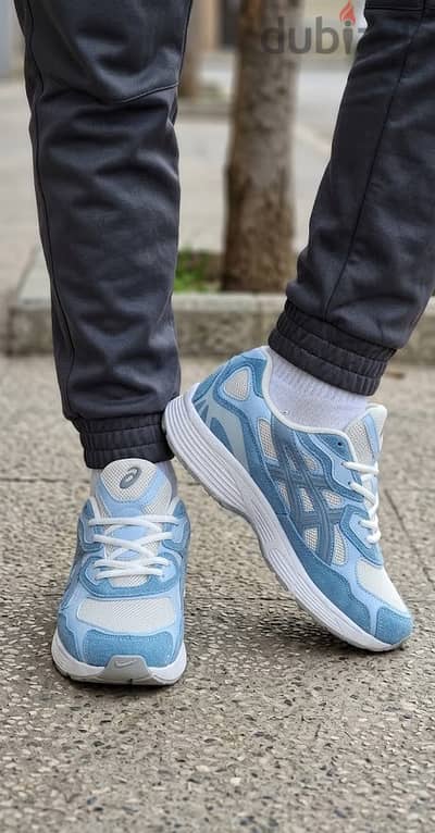 حذاء سنيكرز ASICS رياضى