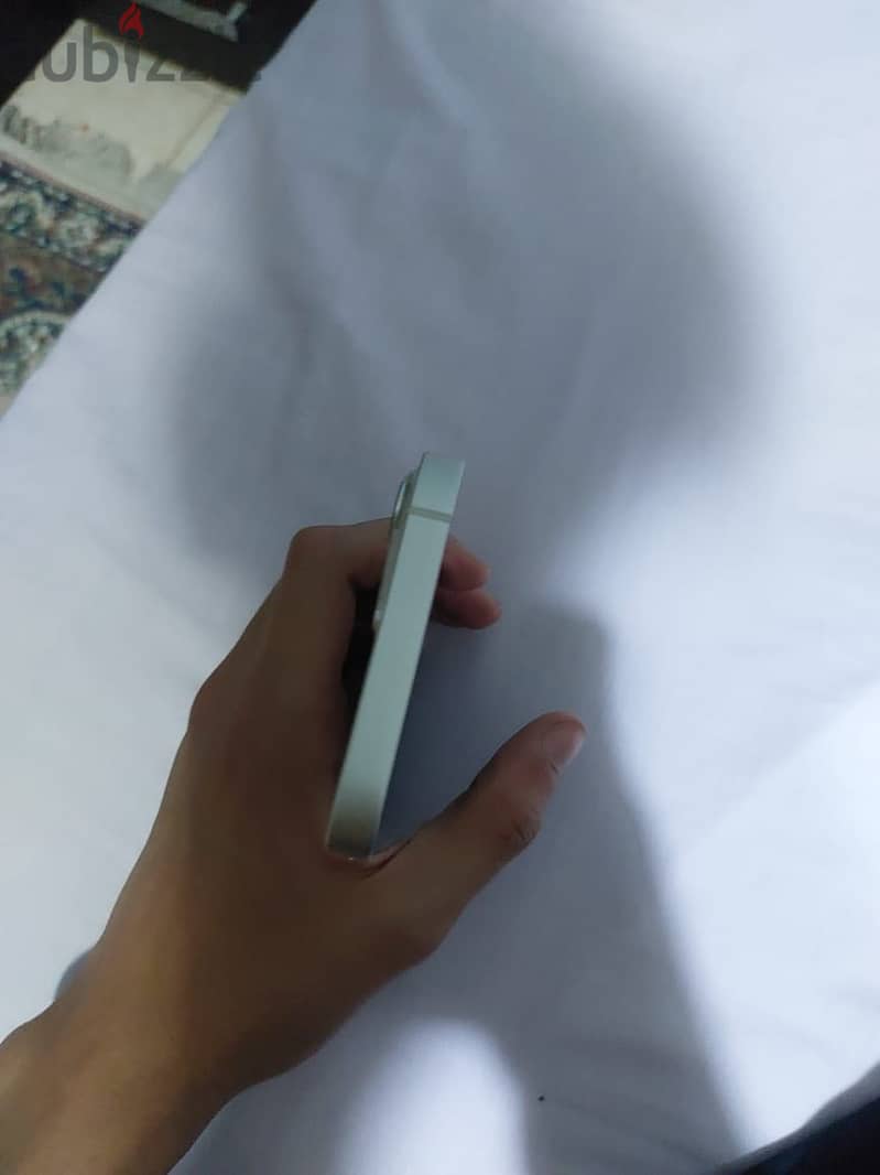 Apple - iPhone 13 5