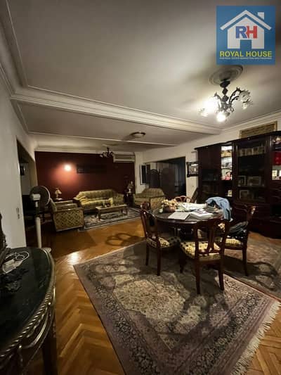 shaqah 165m liltamlik sharie tureat aljabal bialqurb min mateam kintaki w qasr alqubat alzaytun algharbia