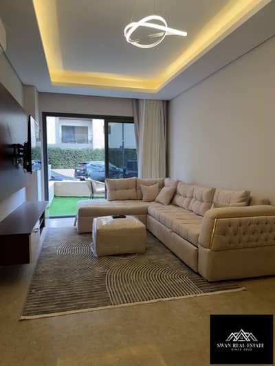 شقة فندقية فاخرة أول سكن للإيجار بـ ZED الشيخ زايد | سويت أرضي بجاردن، تشطيب ألترا سوبر لوكس وفرش جديد بالكامل. موقع مميز بالقرب من أركان بلازا،