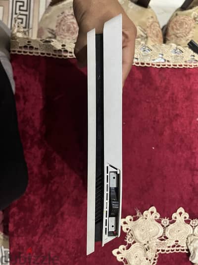 Ps4 used and 2games