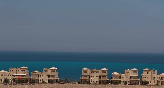 استلام خلال 6 شهورفي السخنه فيو علي البحر شاليه غرفتين مع روف للبيع جاهز للمعاينه شغالة فعليًا والإيجارات بدأت بالفعل